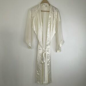 Vintage Victoria secret Ivory Satin & Lace Robe Coquette Angelic Core  size M